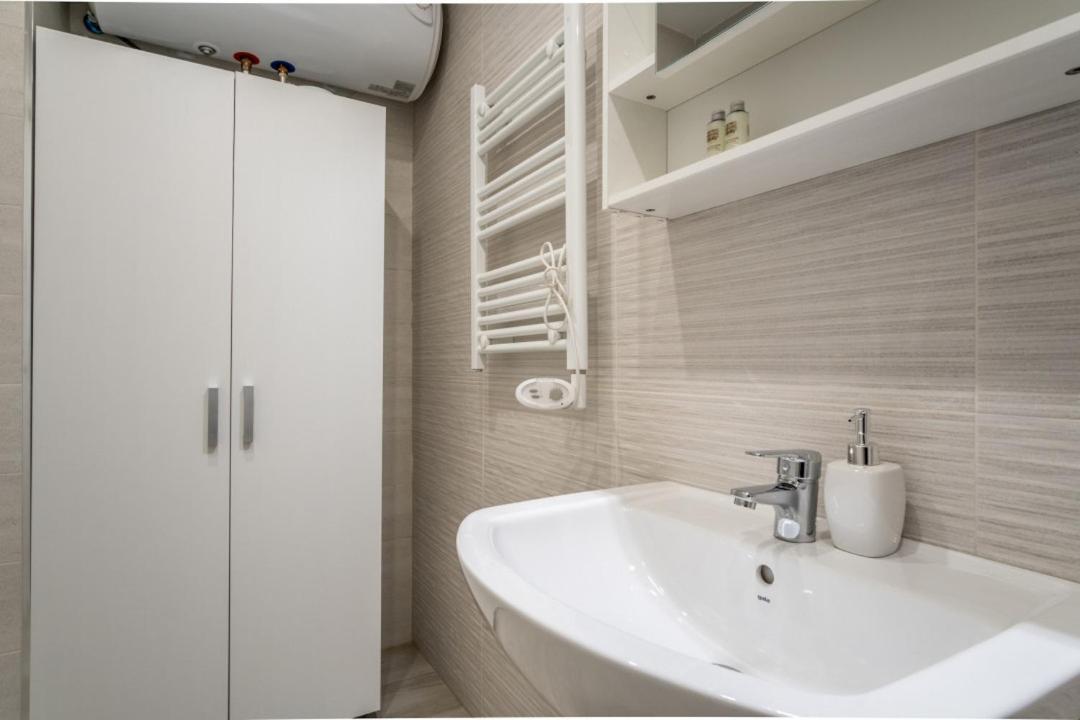 Modern- 1 Bd 1,5 Bth- Delicias Atocha Leilighet Madrid Eksteriør bilde